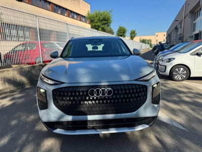 Audi Q3 35 TDI quattro S tronic Business Advanced (3)