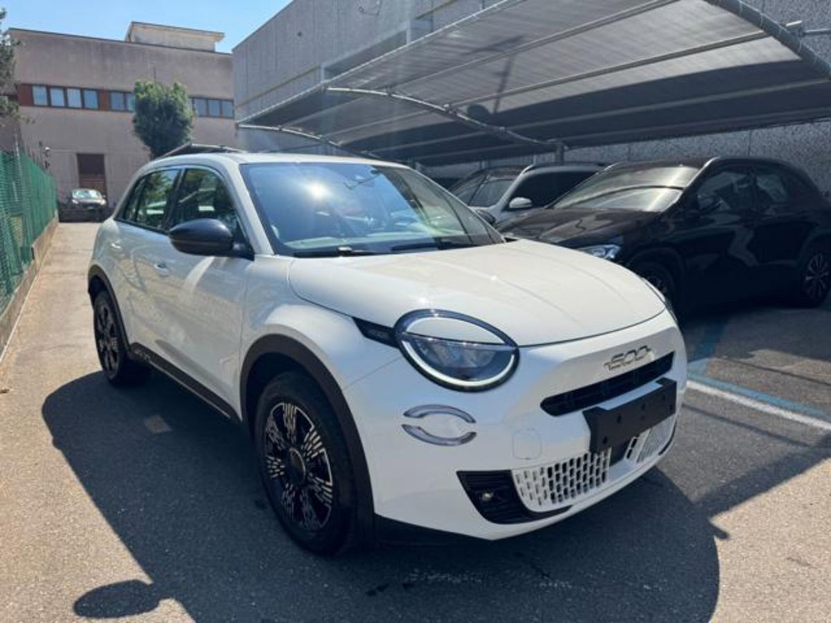 Fiat 600 1.2 Business 100cv (2)