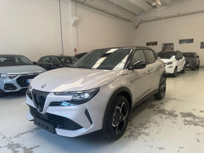 Alfa Romeo Junior 1.2 ibrida Speciale 145cv edct6