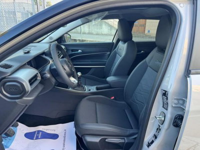 Jeep Avenger 1.2 turbo Summit fwd 100cv (5)