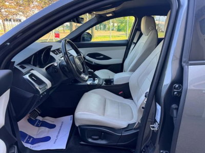 Jaguar E-Pace 2.0D 150 CV AWD aut. R-Dynamic S (4)