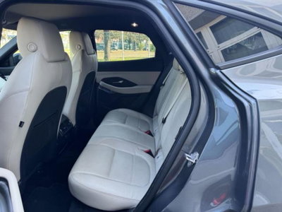 Jaguar E-Pace 2.0D 150 CV AWD aut. R-Dynamic S (6)