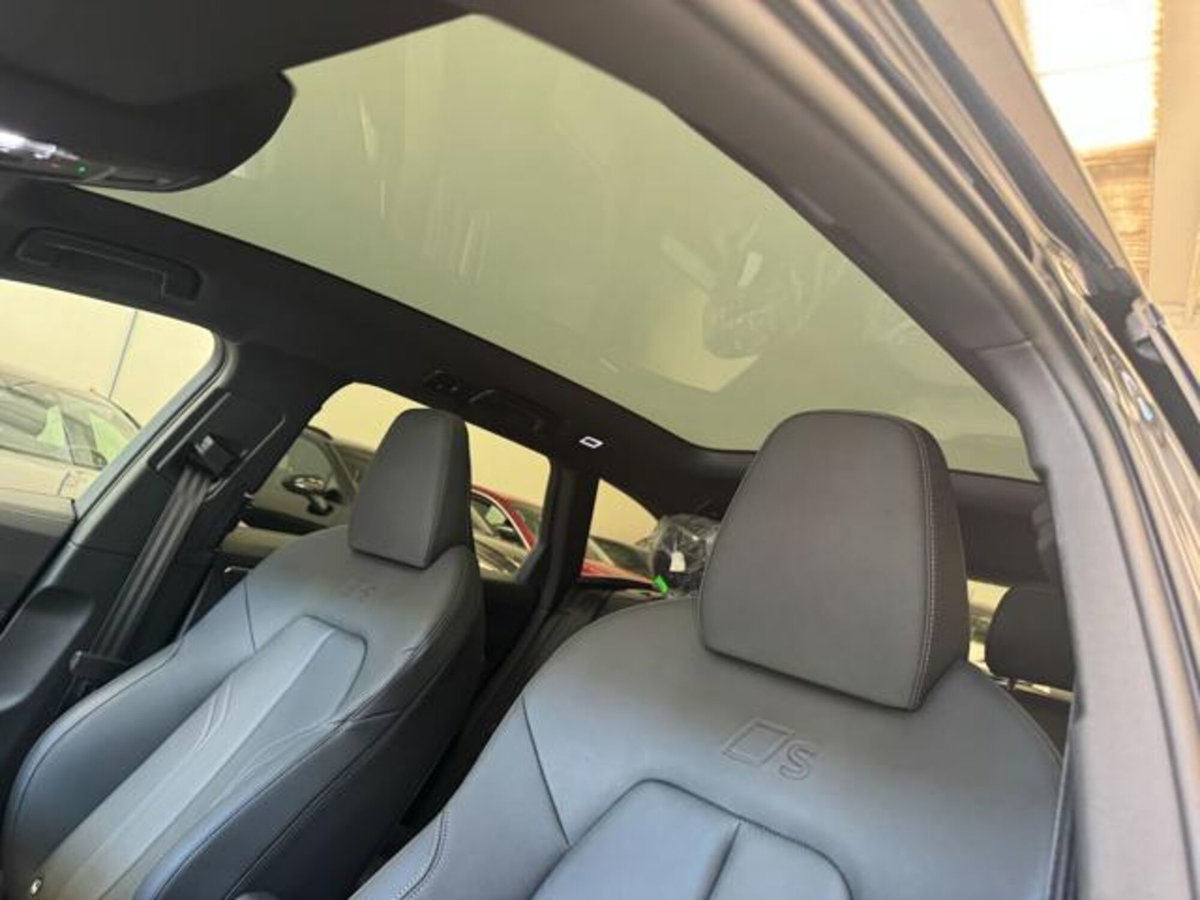 Audi A6 Avant 40 2.0 TDI S tronic Business Plus (12)