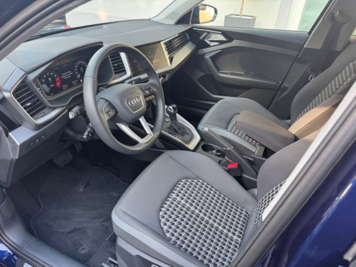 Audi A1 allstreet 30 1.0 tfsi Business 116cv s tronic (14)