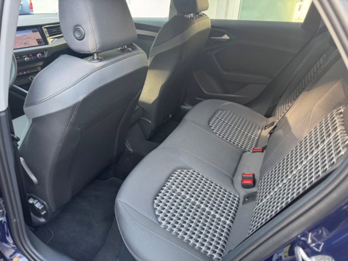 Audi A1 allstreet 30 1.0 tfsi Business 116cv s tronic (15)