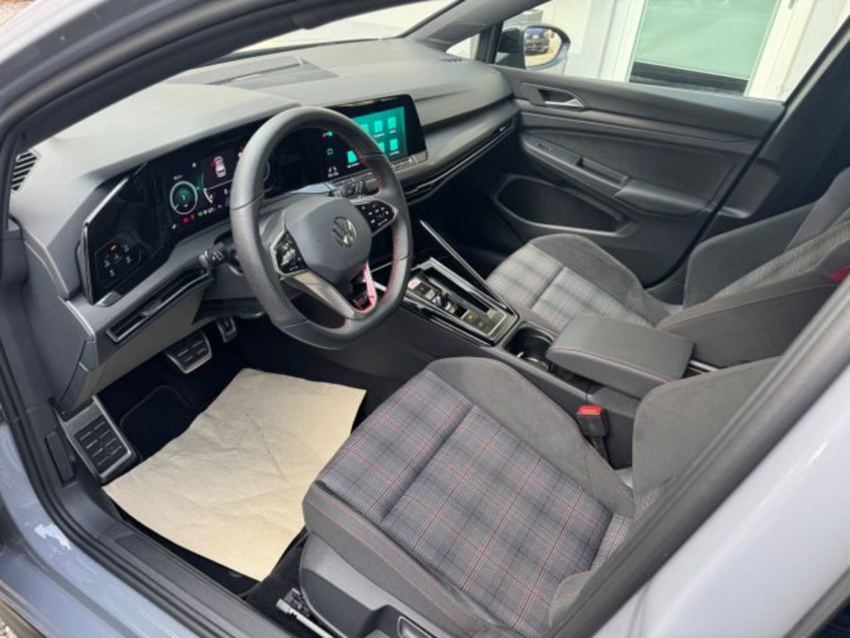 Volkswagen Golf 2.0 TSI GTI DSG (15)