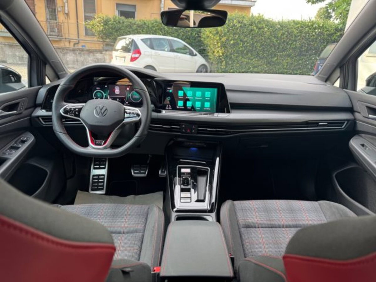 Volkswagen Golf 2.0 TSI GTI DSG (17)