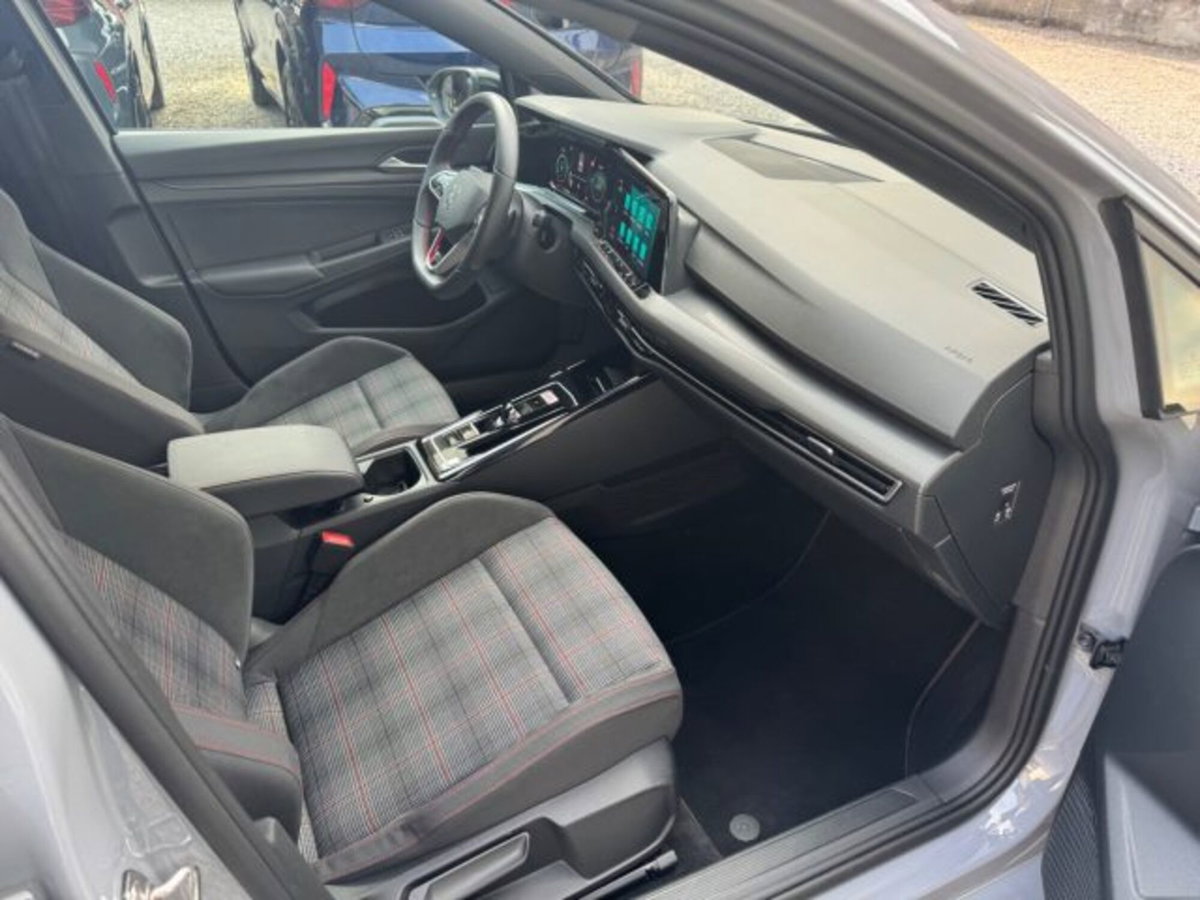 Volkswagen Golf 2.0 TSI GTI DSG (20)