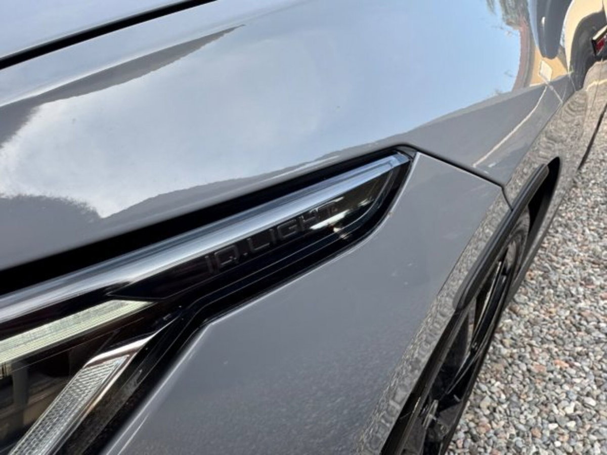 Volkswagen Golf 2.0 TSI GTI DSG (4)