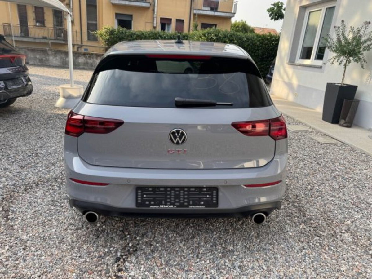 Volkswagen Golf 2.0 TSI GTI DSG (8)