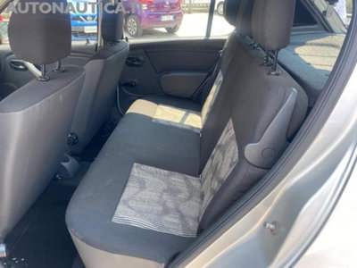Dacia Sandero 1.2 75CV Ambiance (9)