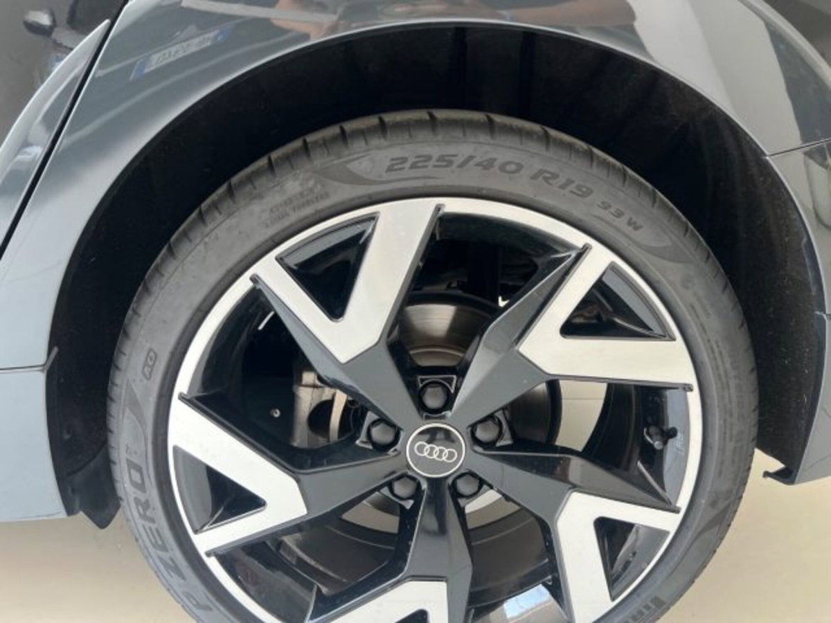 Audi A3 Sedan 35 TDI S tronic S line edition (14)