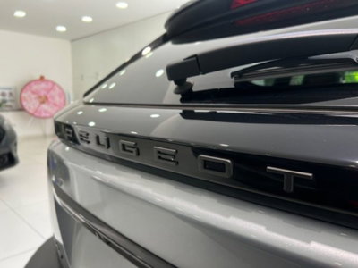 Peugeot 2008 50 kWh GT (11)