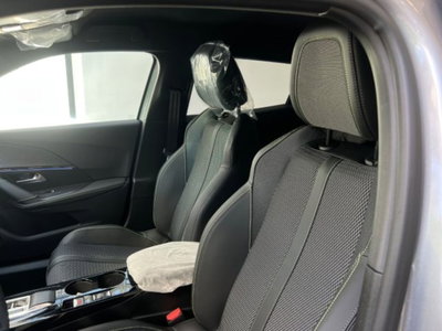 Peugeot 2008 50 kWh GT (15)