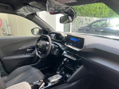 Peugeot 2008 50 kWh GT (18)