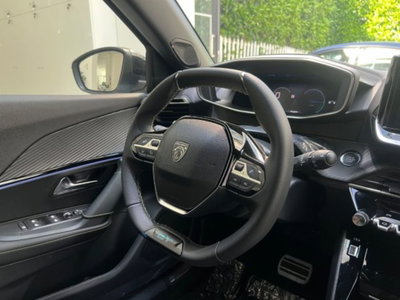 Peugeot 2008 50 kWh GT (20)