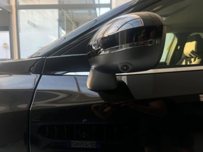 Nissan Qashqai 1.3 mhev N-Connecta 2wd 140cv (19)