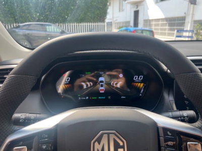 Mg ZS ZS 1.5 Luxury (19)
