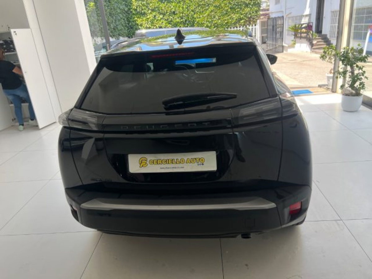 Peugeot 2008 PureTech 100 S&S Allure (15)