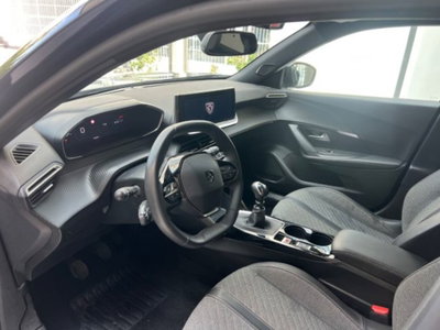 Peugeot 2008 PureTech 100 S&S Allure (20)