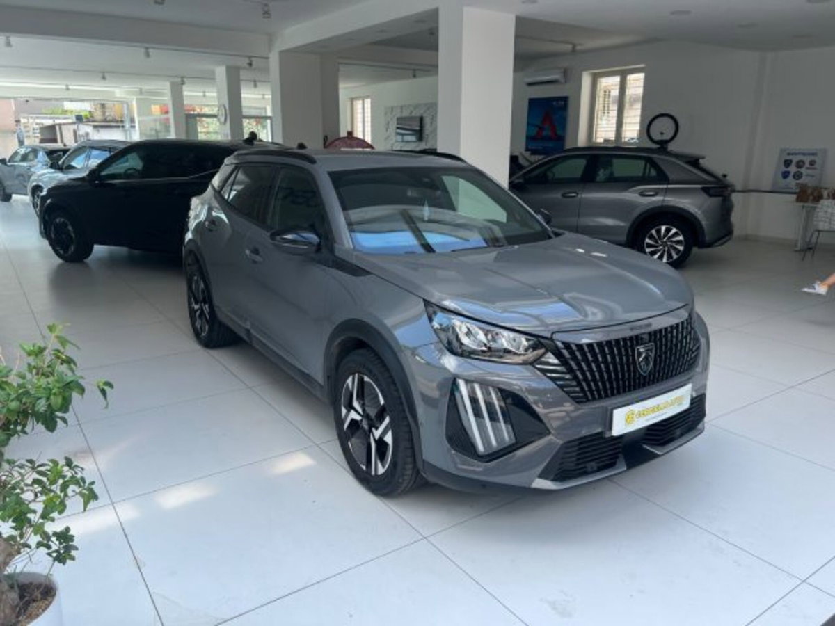 Peugeot 2008 PureTech 100 S&S Allure (9)