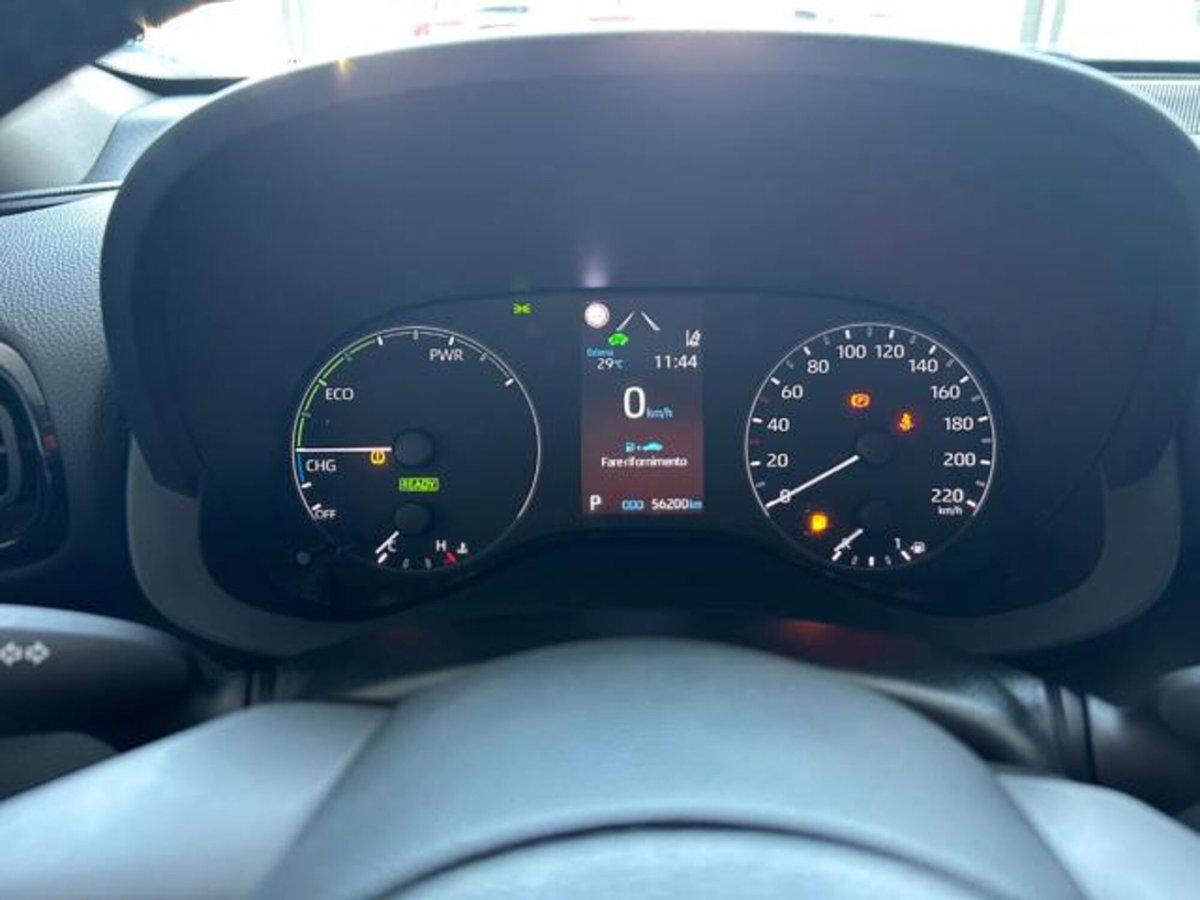Toyota Yaris Cross 1.5 Hybrid 5p. E-CVT Active (8)