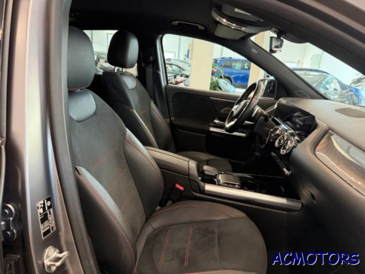 Mercedes-Benz GLA SUV 200 d Automatic Premium (11)
