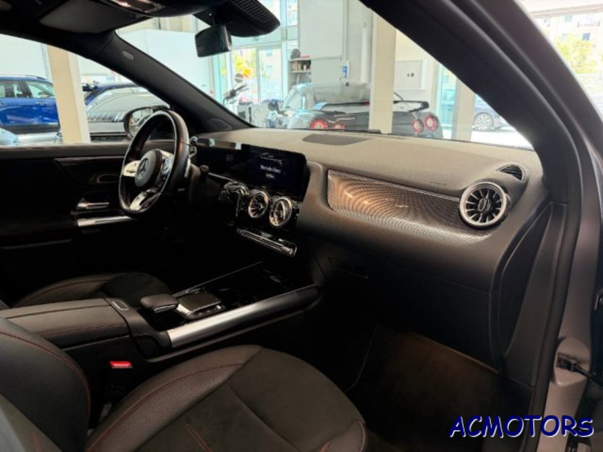 Mercedes-Benz GLA SUV 200 d Automatic Premium (12)