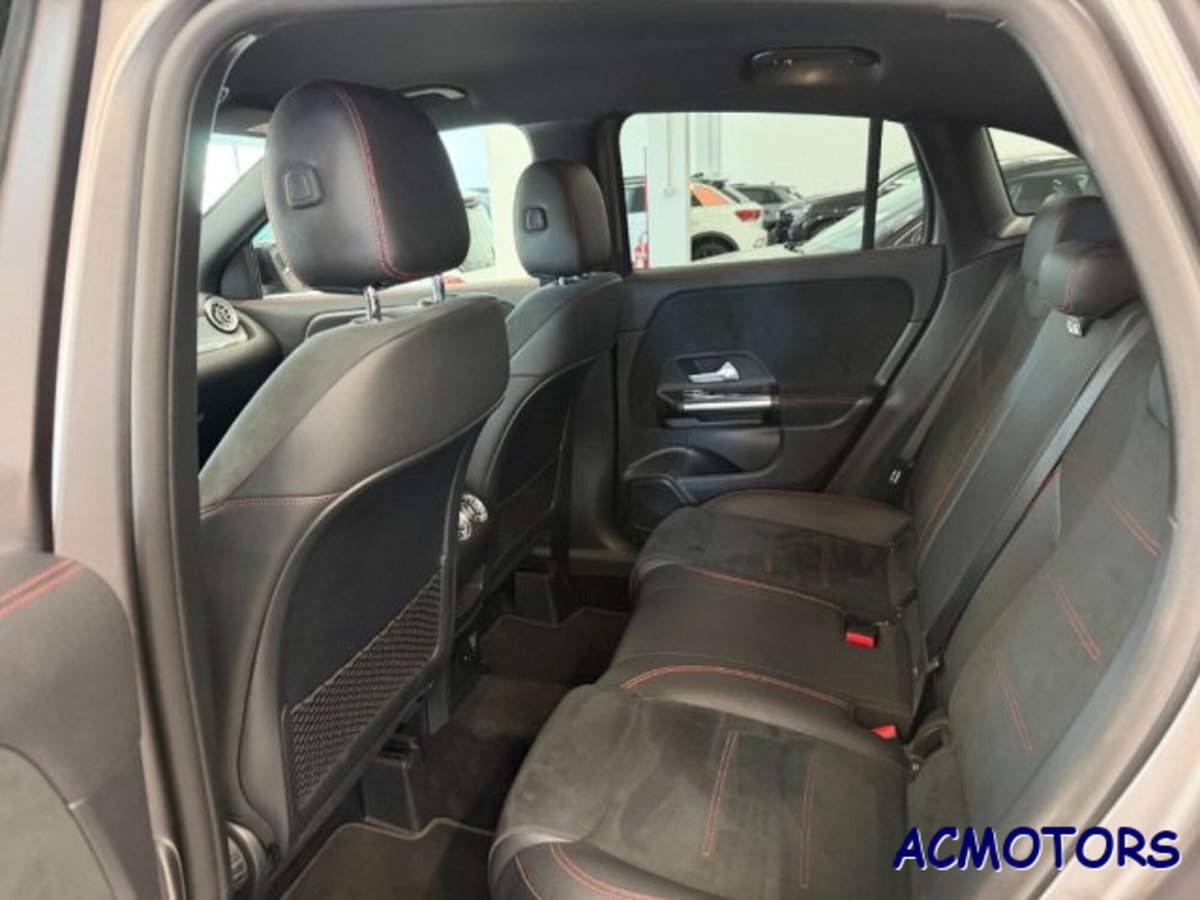 Mercedes-Benz GLA SUV 200 d Automatic Premium (8)