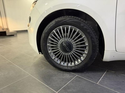 Fiat 500e Icon Berlina 42 kWh (4)