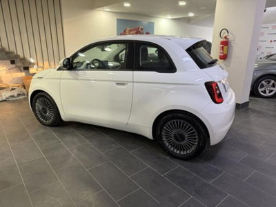 Fiat 500e Icon Berlina 42 kWh (8)