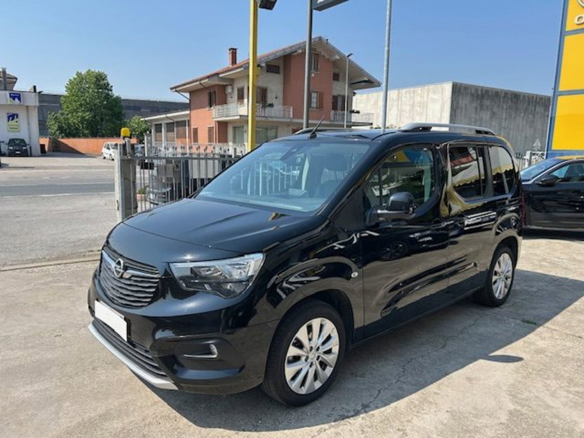 Opel Combo Life 1.5D 130 CV S&S MT6 Innovation (6)