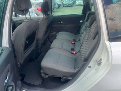 Renault Scenic E-Tech Electric 1.5 dCi 110CV EDC Dynamique (6)