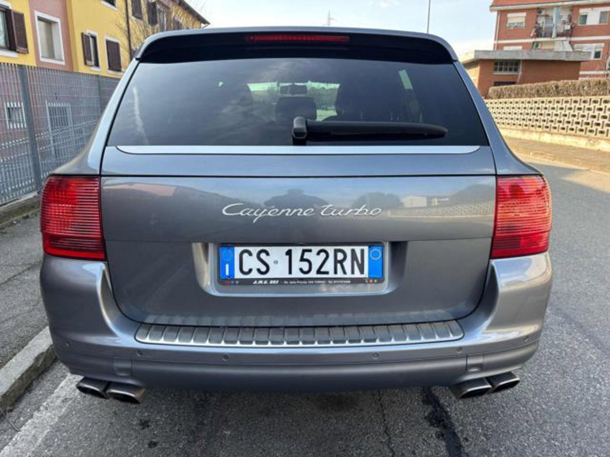Porsche Cayenne 4.5 cat Turbo (6)