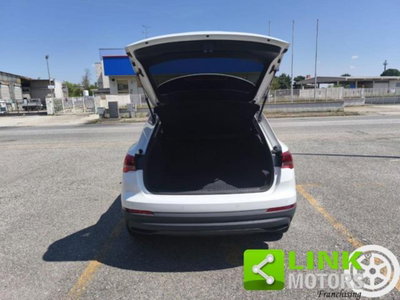 Audi Q3 35 TDI quattro S tronic Business (20)
