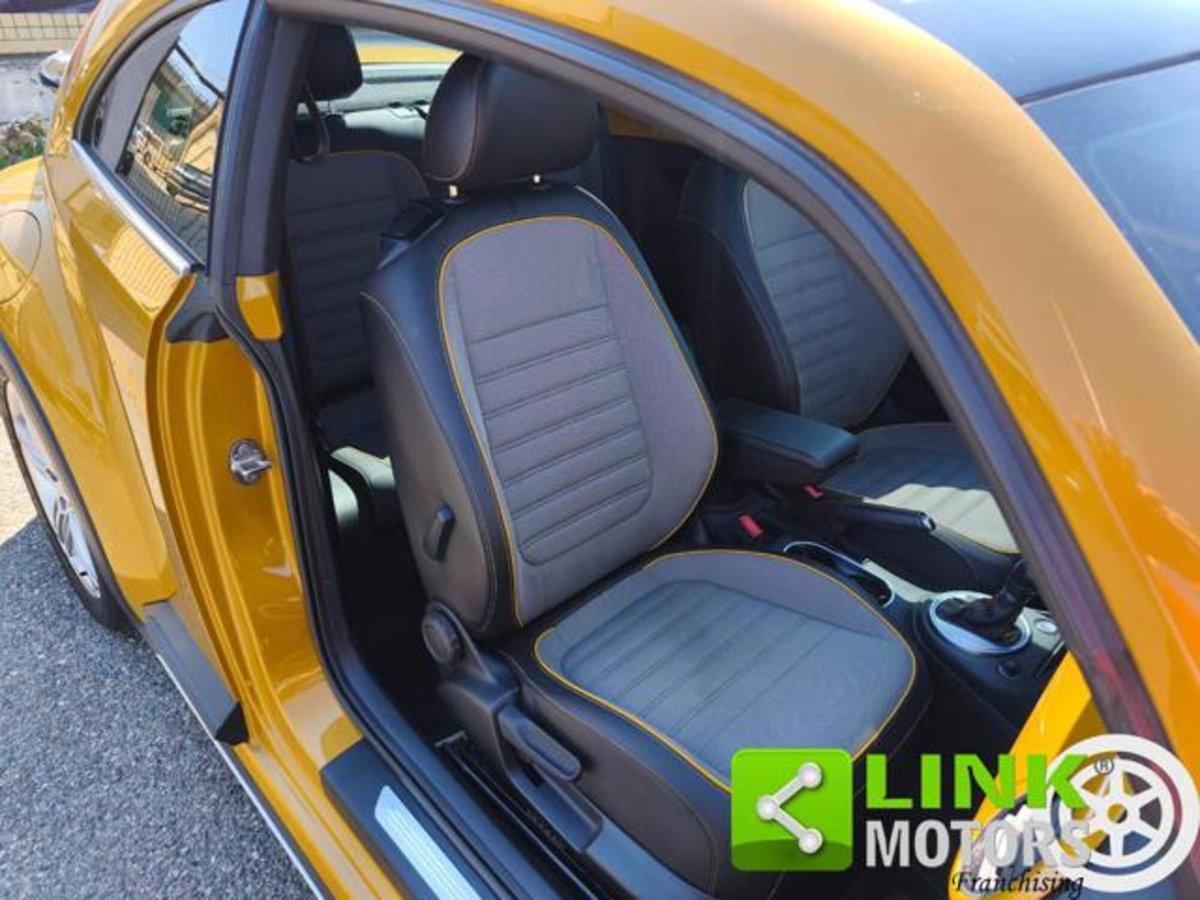 Volkswagen Maggiolino 2.0 TSI DSG Sport (10)