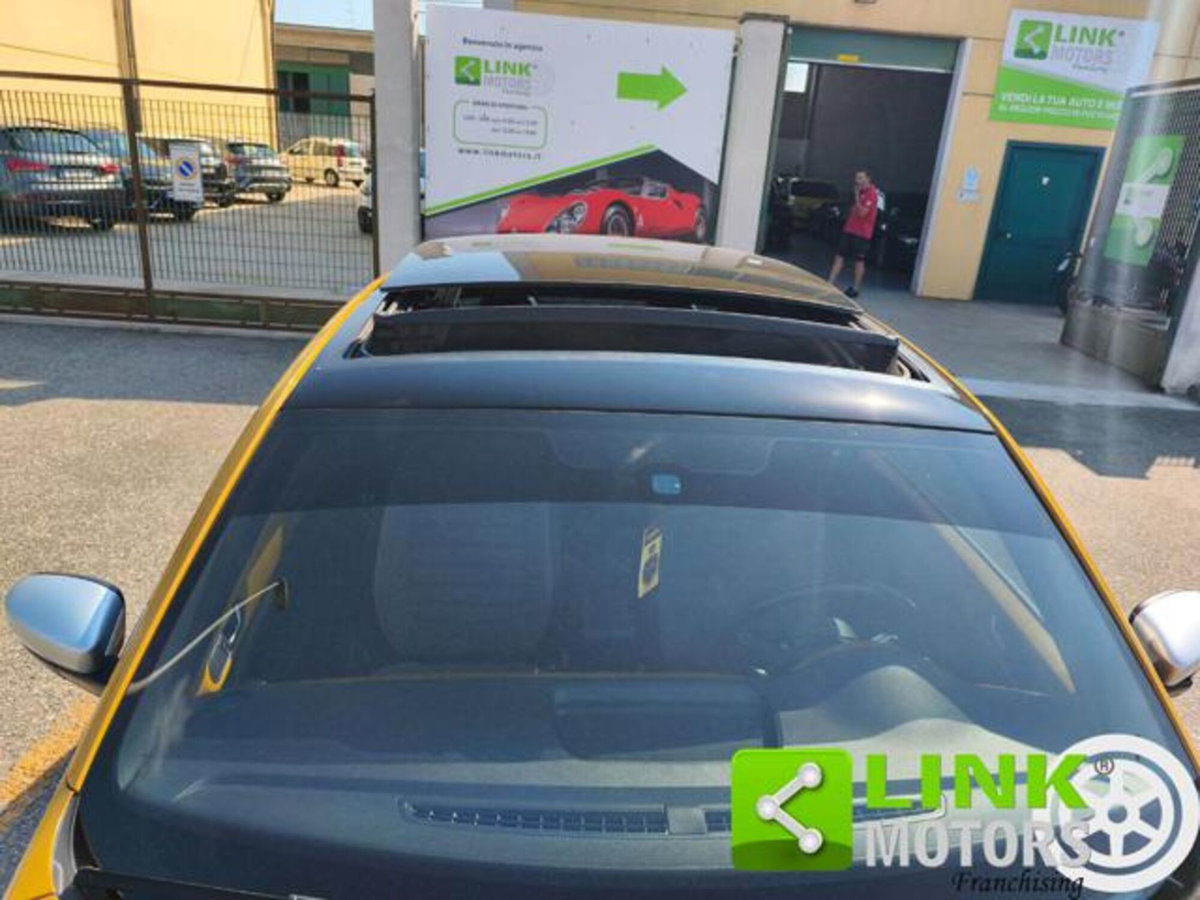 Volkswagen Maggiolino 2.0 TSI DSG Sport (13)