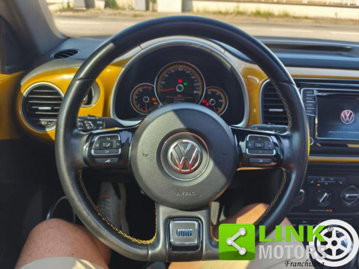Volkswagen Maggiolino 2.0 TSI DSG Sport (14)