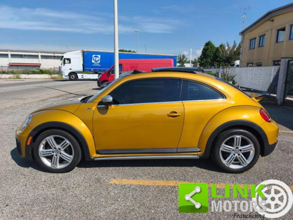 Volkswagen Maggiolino 2.0 TSI DSG Sport (8)