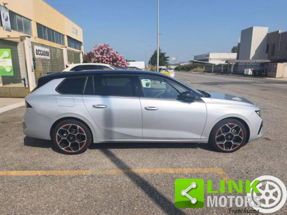 Opel Astra Station Wagon 1.5 Turbo Diesel 130 CV AT8 Sports Ultimate (4)