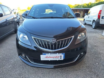 Lancia Ypsilon 1.0 FireFly 5 porte S&S Hybrid Gold Plus (3)