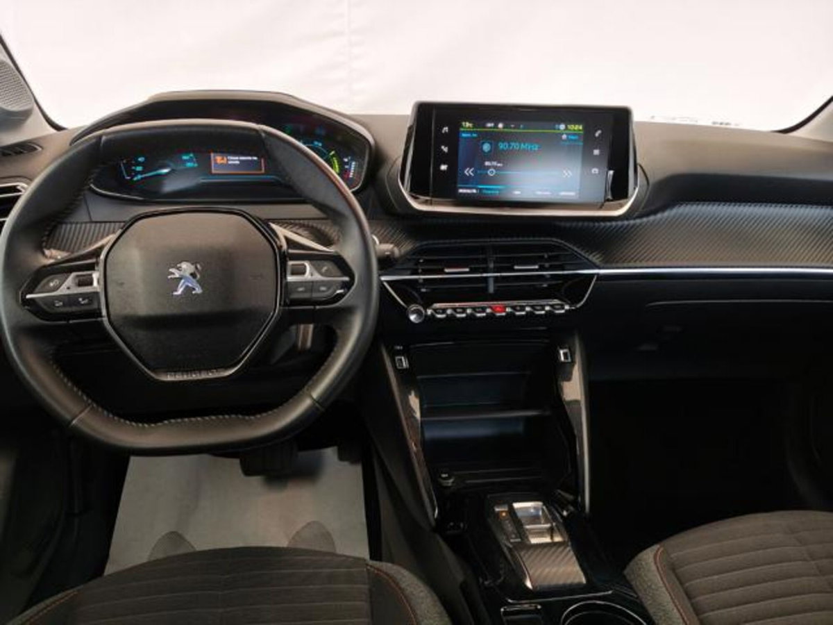 Peugeot 208 50 kWh Active (8)