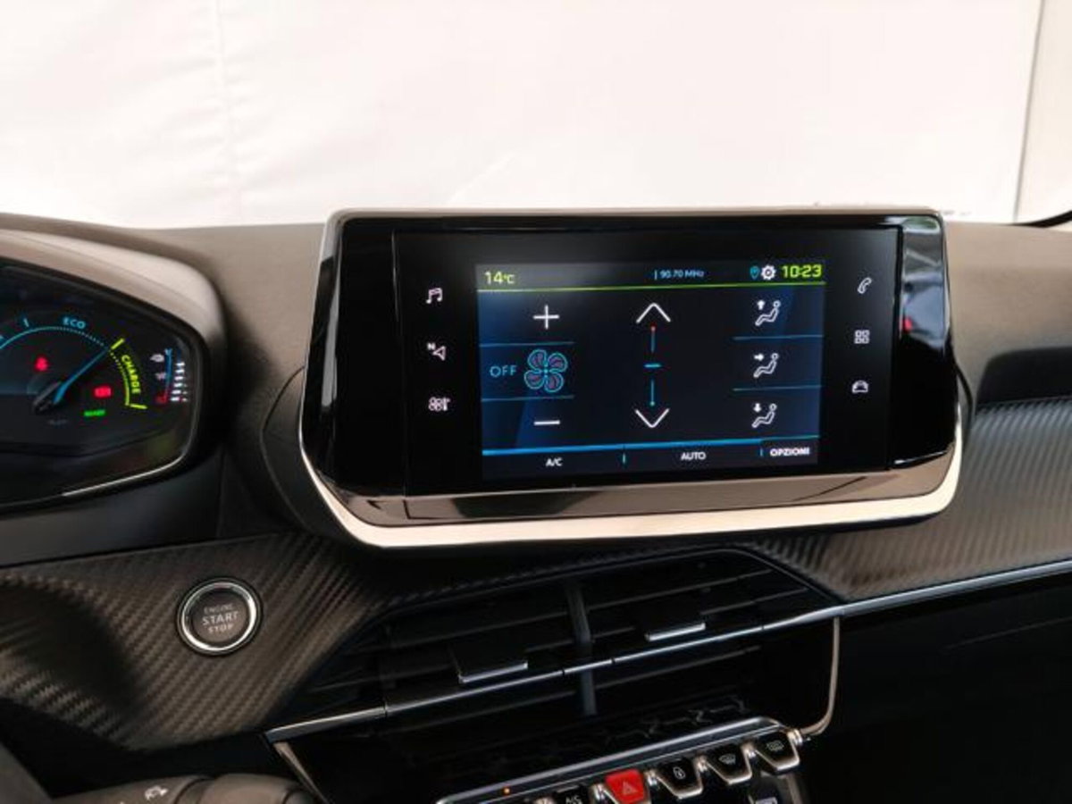 Peugeot 208 50 kWh Active (10)