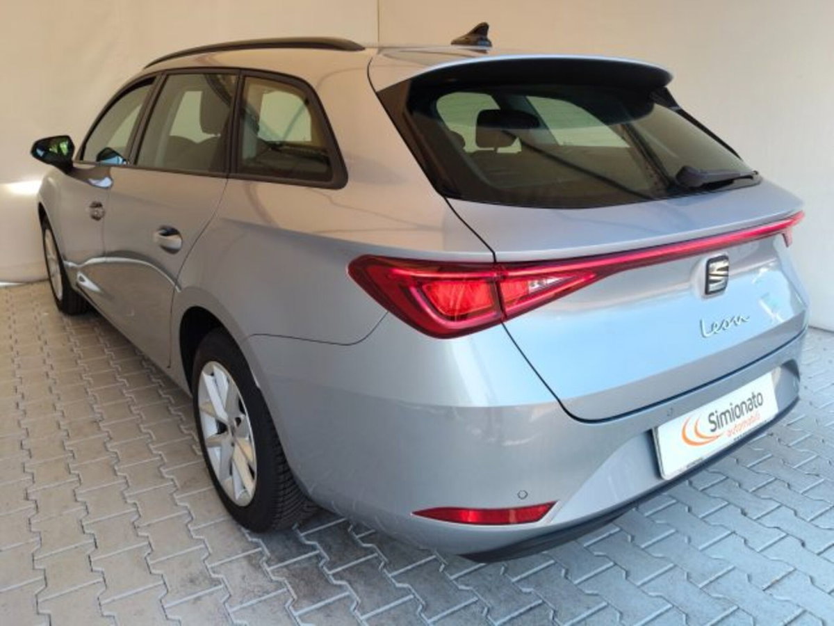 SEAT Leon ST Sportstourer 2.0 TDI 150 CV 4Drive DSG Business (4)