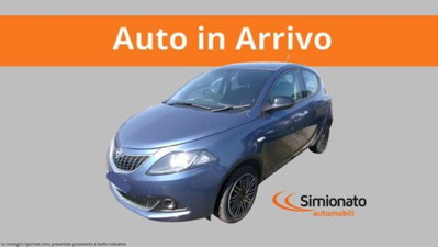Lancia Ypsilon 1.0 FireFly 5 porte S&S Hybrid Ecochic Gold usata