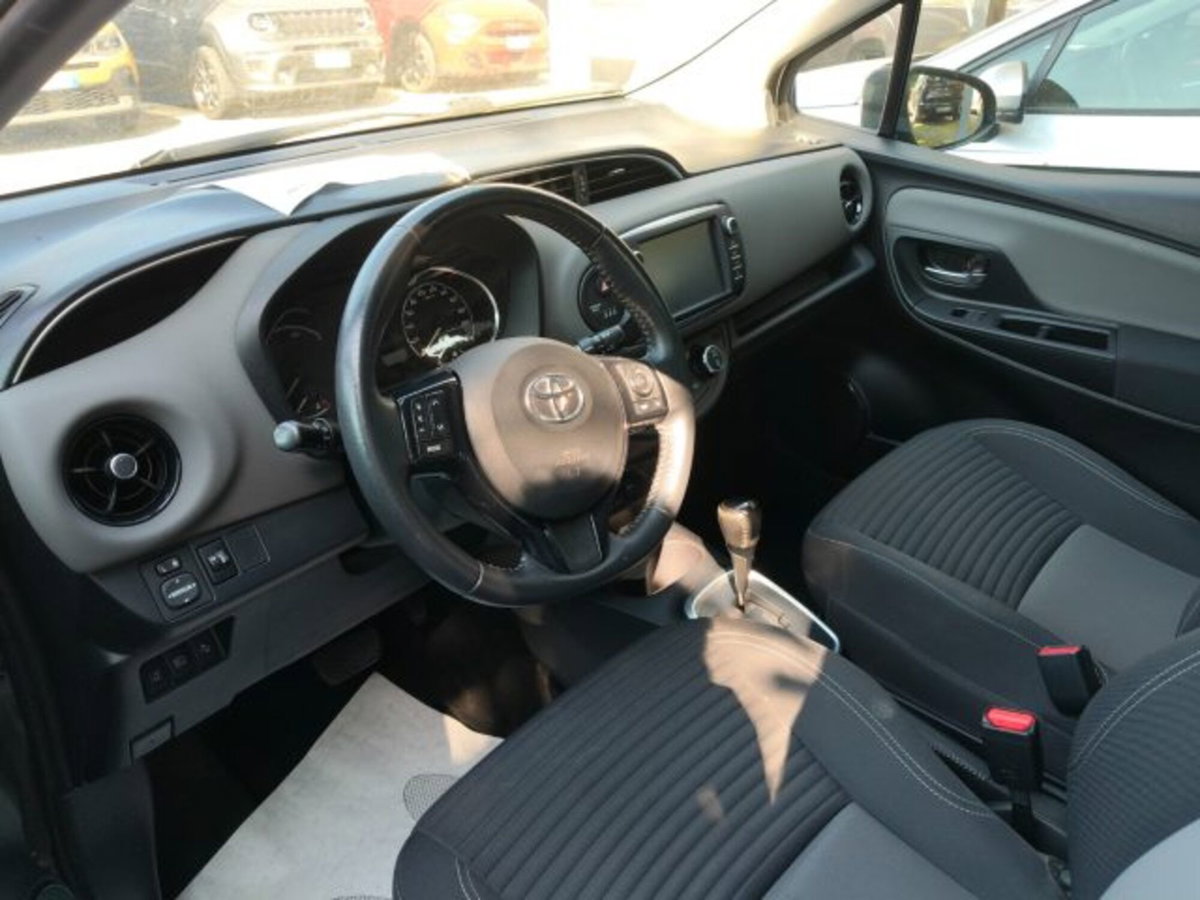Toyota Yaris Cross 1.5 Hybrid 5p. E-CVT Premiere (5)