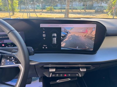 Audi Q3 35 TDI quattro S tronic Business Advanced (12)