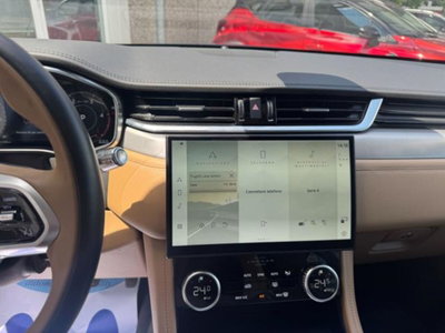 Jaguar F-Pace 2.0 D 204 CV AWD aut. R-Dynamic Black (12)