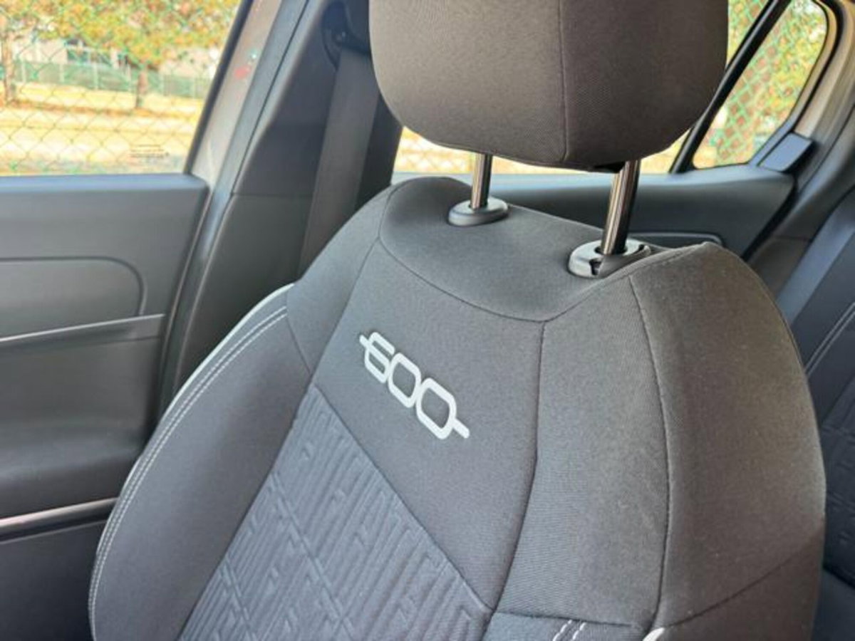 Fiat 600 1.2 Business 100cv (14)