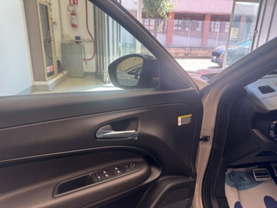 Alfa Romeo Junior 1.2 ibrida Speciale 145cv edct6 (8)